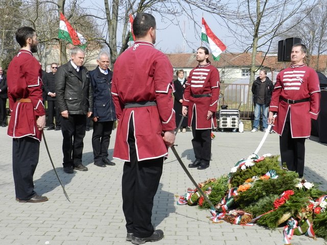 2017. március 15. 73